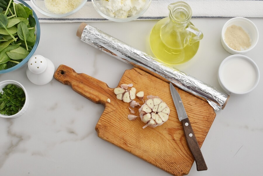 Creamy Roasted Garlic & Spinach Orzo recipe - step 2