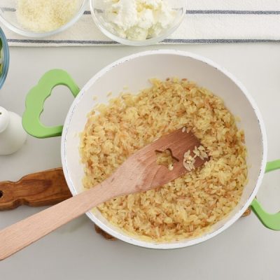 Creamy Roasted Garlic & Spinach Orzo recipe - step 5