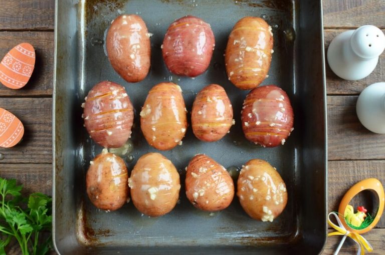 Step 5 - Garlic Roasted Potatoes