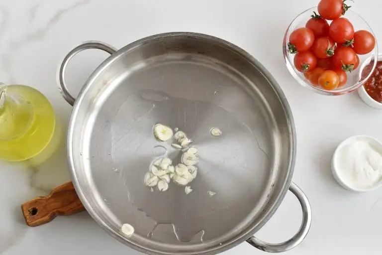 Step 2 - Harissa Spaghetti