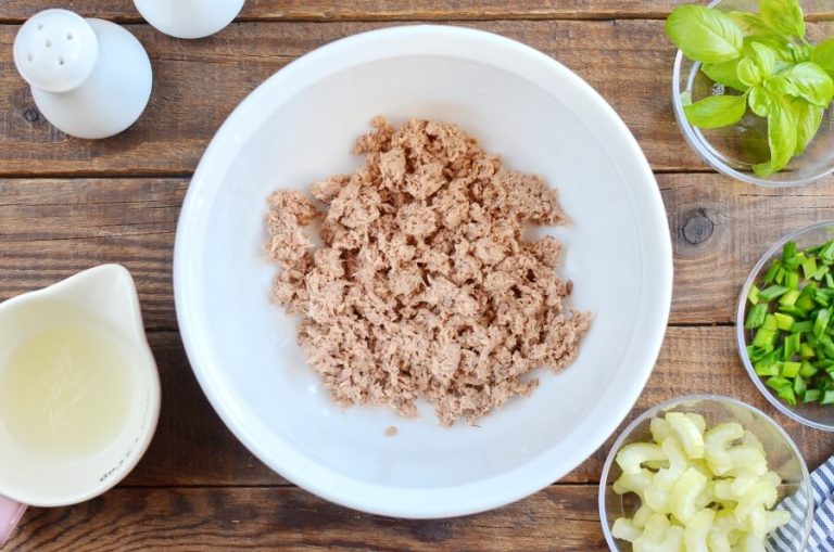 Step 1 - Healthy Mediterranean Tuna Salad