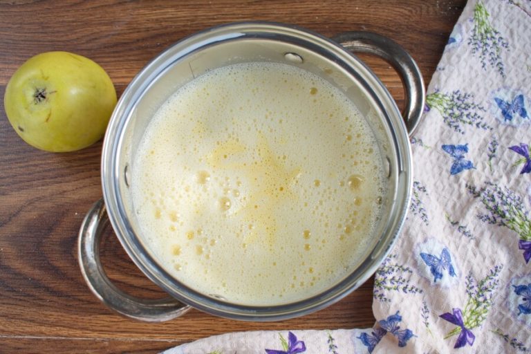 Step 10 - Irish Apple Cake with Custard Sauce