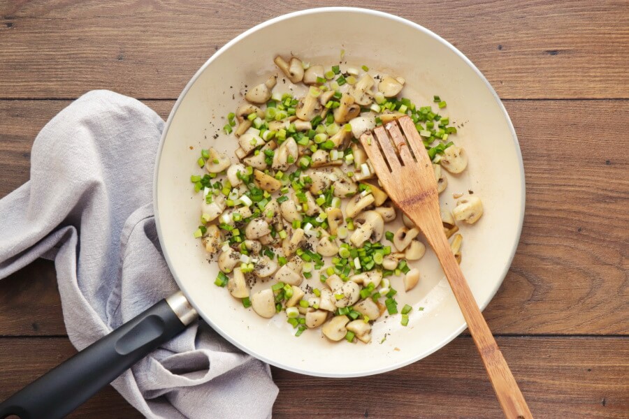 Orzo with Mushrooms, Scallions and Parmesan recipe - step 3