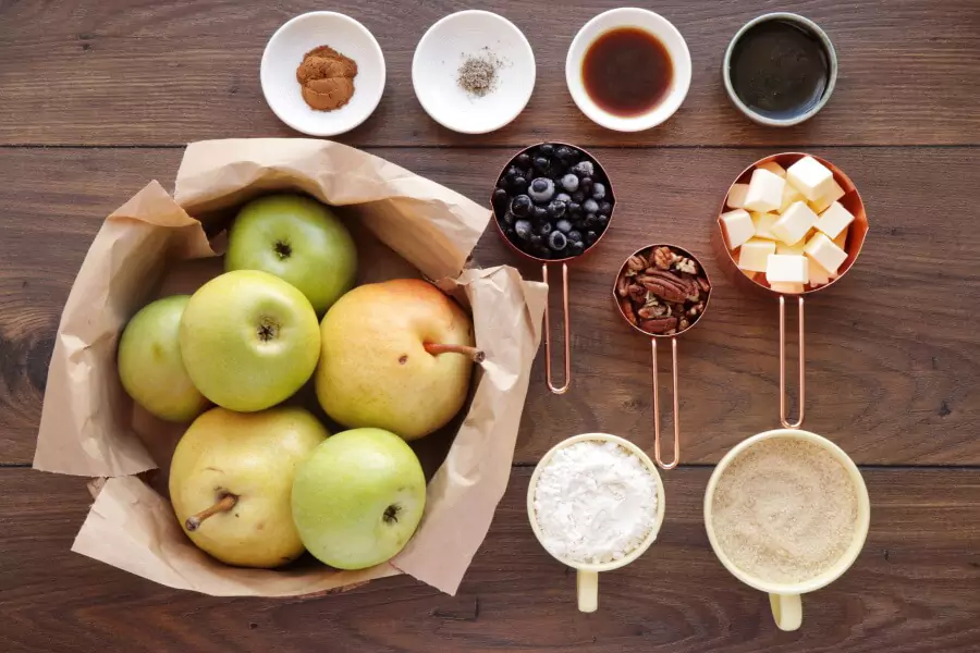 Ingredients for Skillet Baked Pear and Apple Crisp