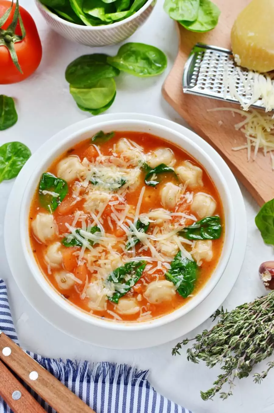 Spinach and Tortellini Soup