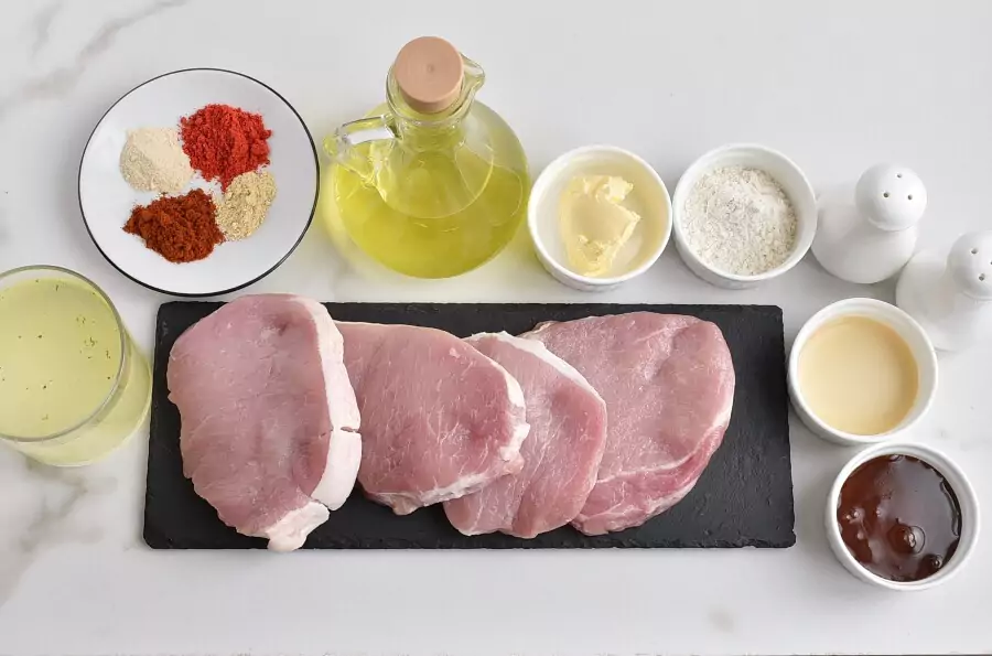 Ingredients for The Best Juicy Skillet Pork Chops