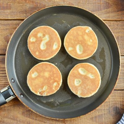 Traditional Welsh Cakes recipe - step 4