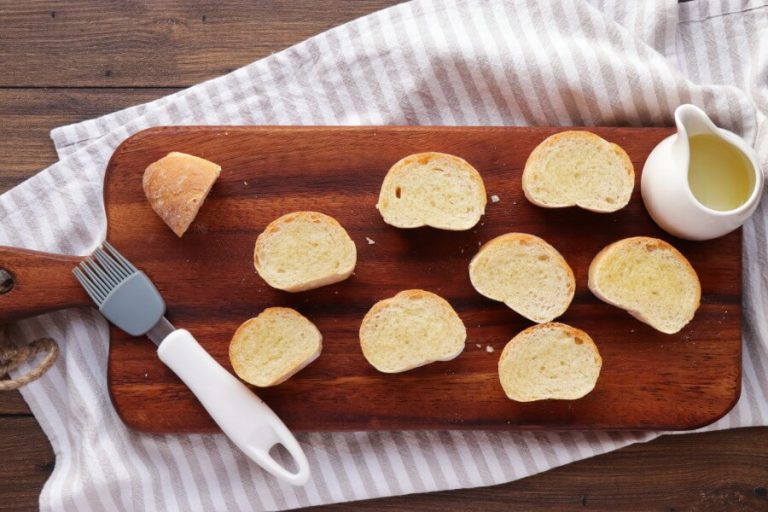 Step 2 - Tuna Salad with Garlic Toasts