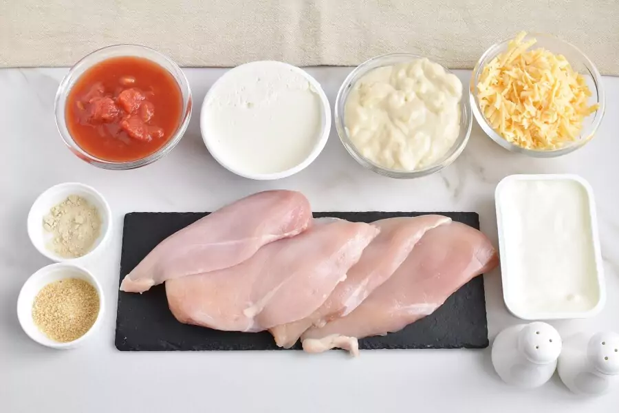Ingredients for Ultimate Chicken Spaghetti
