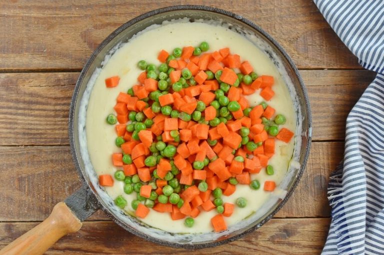 Step 7 - White Cheddar Farfalle with Peas & Carrots