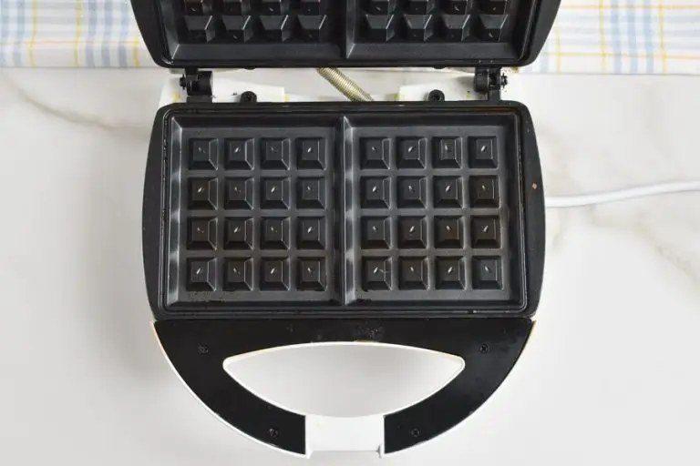 Step 1 - Wonderful Chocolate Waffles
