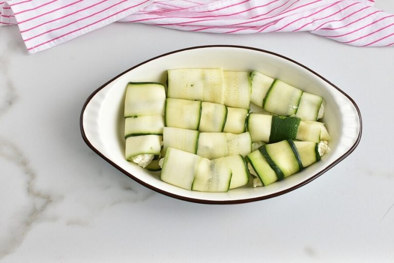 Step 4 - Zucchini Manicotti