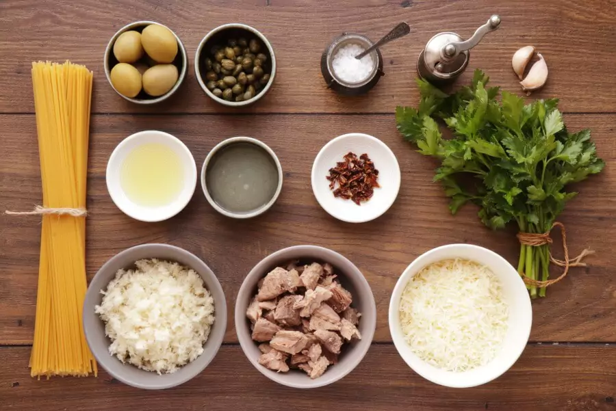 Ingredients for 15 Minute Tuna Pasta with Pangrattato