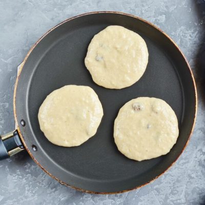 Apple Sultana Pancakes recipe - step 3