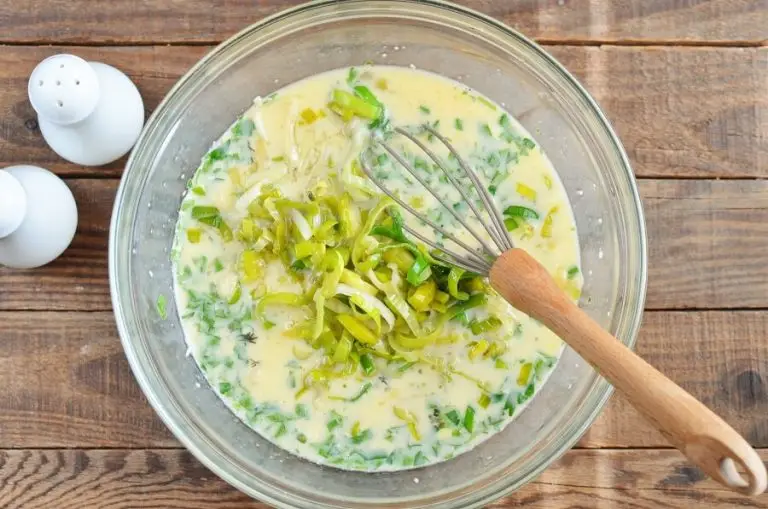 Step 9 - Bacon and Leek Deep-Dish Quiche