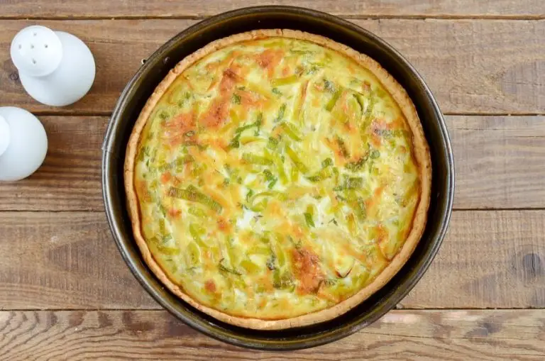 Step 11 - Bacon and Leek Deep-Dish Quiche