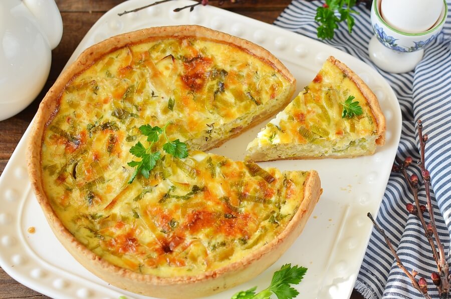 How to serve Bacon and Leek Deep-Dish Quiche