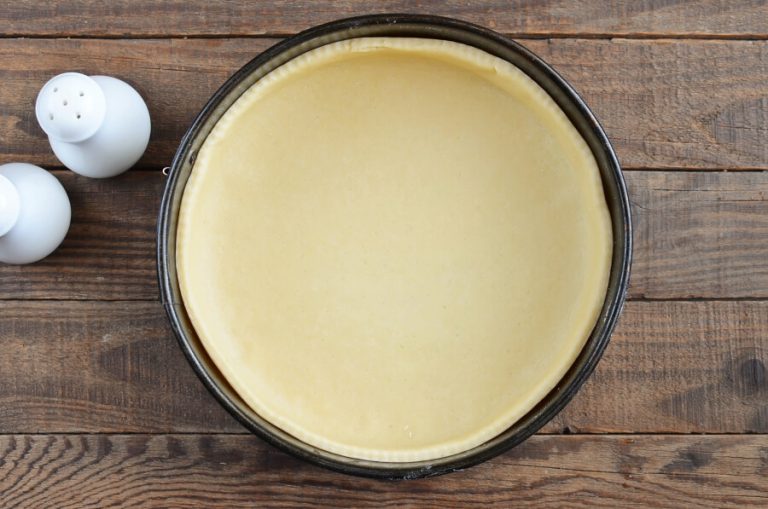 Step 1 - Bacon and Leek Deep-Dish Quiche