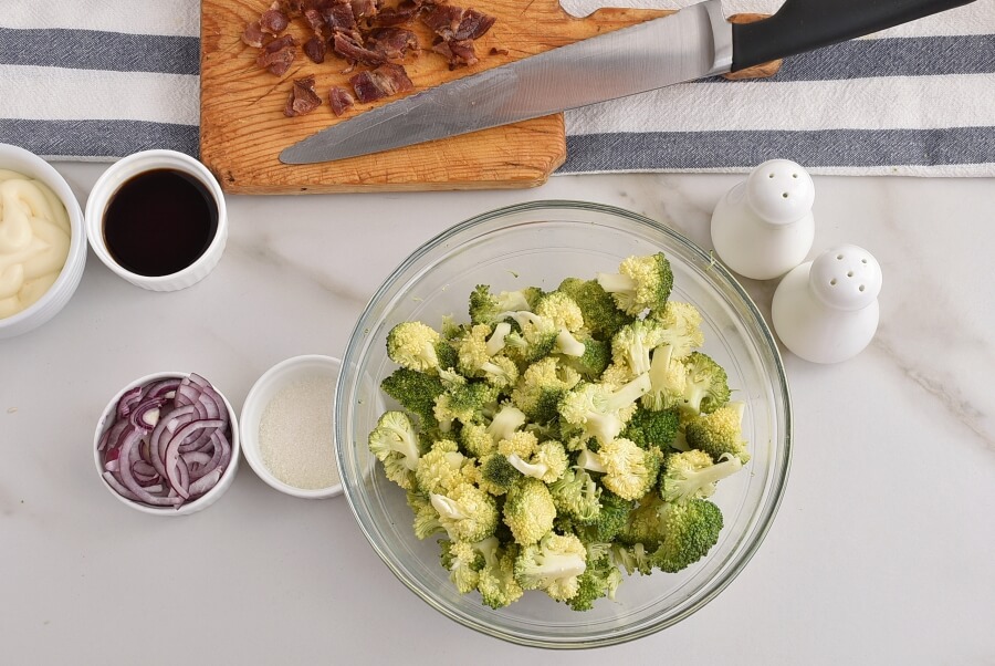 Broccoli Salad with Bacon recipe - step 2