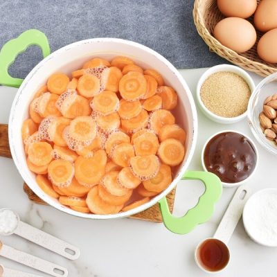 Carrot Kugel for Passover recipe - step 1