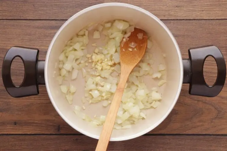 Step 5 - Creamy Wild Garlic Soup with Veggie Chips