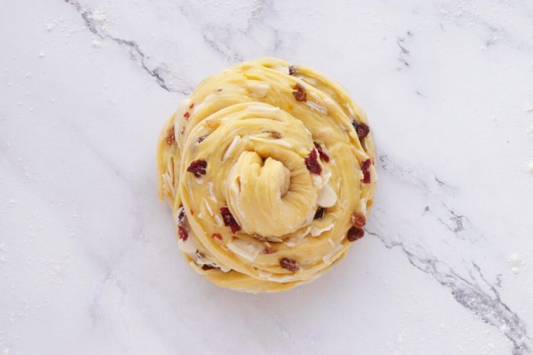 Step 7 - Easter Bread: Kulich-Cruffin