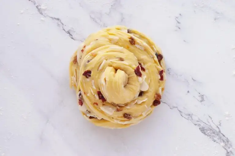 Step 7 - Easter Bread: Kulich-Cruffin
