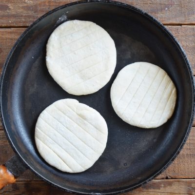 Easy Garlic Flatbreads recipe - step 7