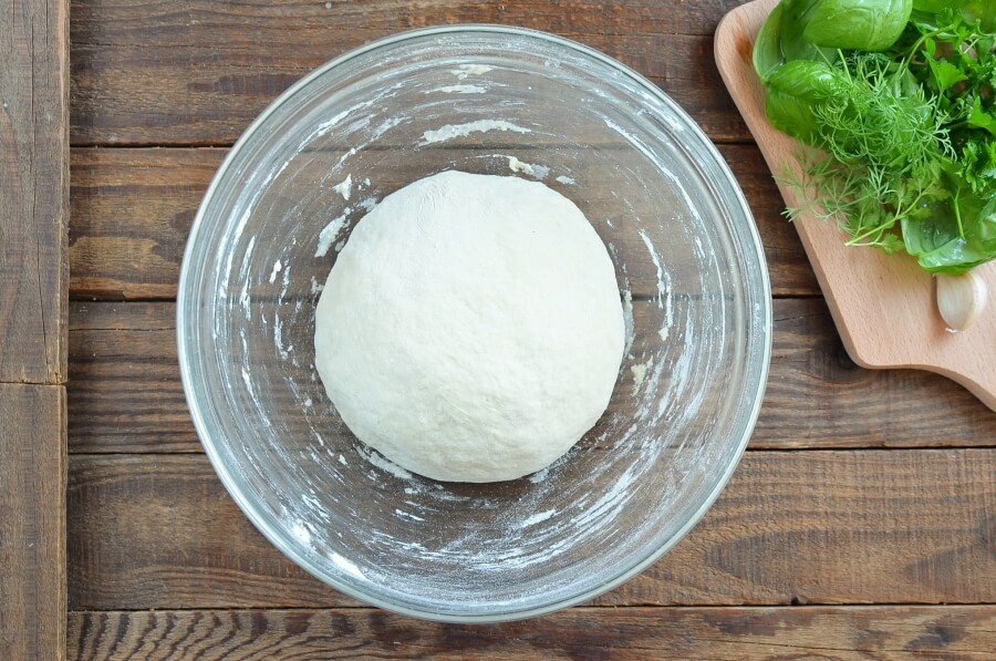 Easy Garlic Flatbreads recipe - step 3