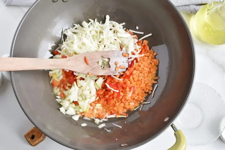 Step 2 - Easy and Healthy Vegetable Fried Rice
