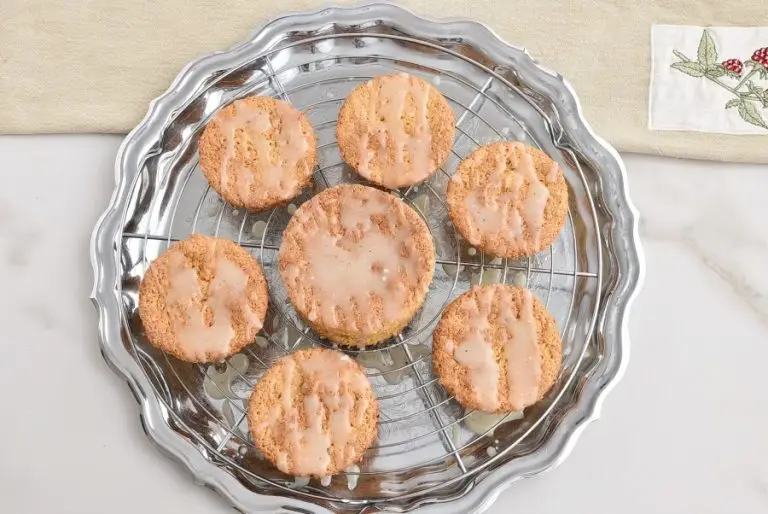 Step 9 - Mini Carrot Cakes for Passover