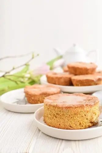 Mini Carrot Cakes for Passover
