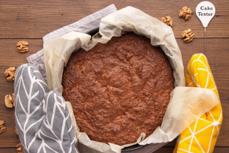 Step 7 - Flourless Walnut-Date Cake