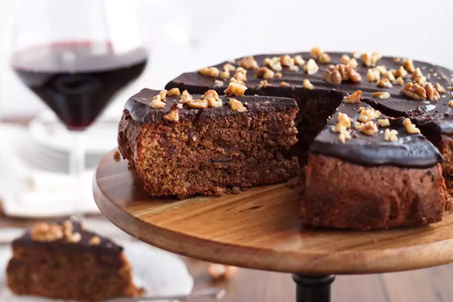 Flourless Walnut-Date Cake