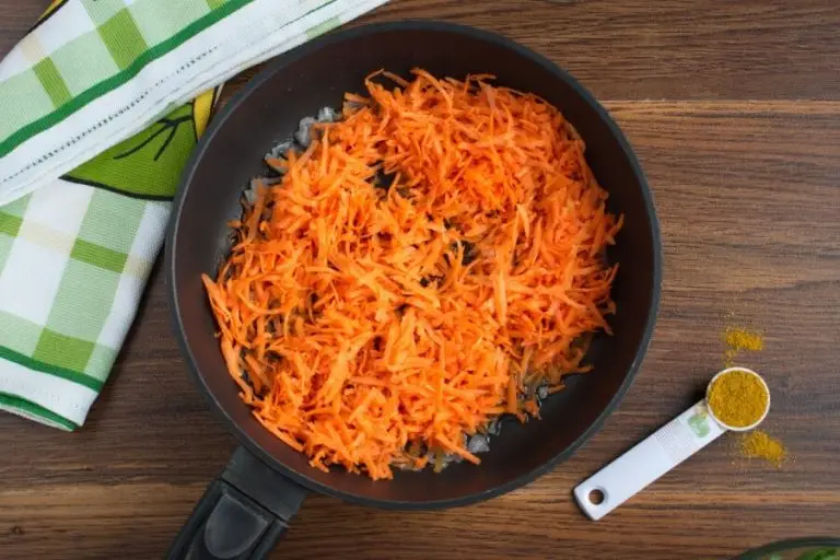 Step 4 - Millet Cakes with Carrots & Spinach