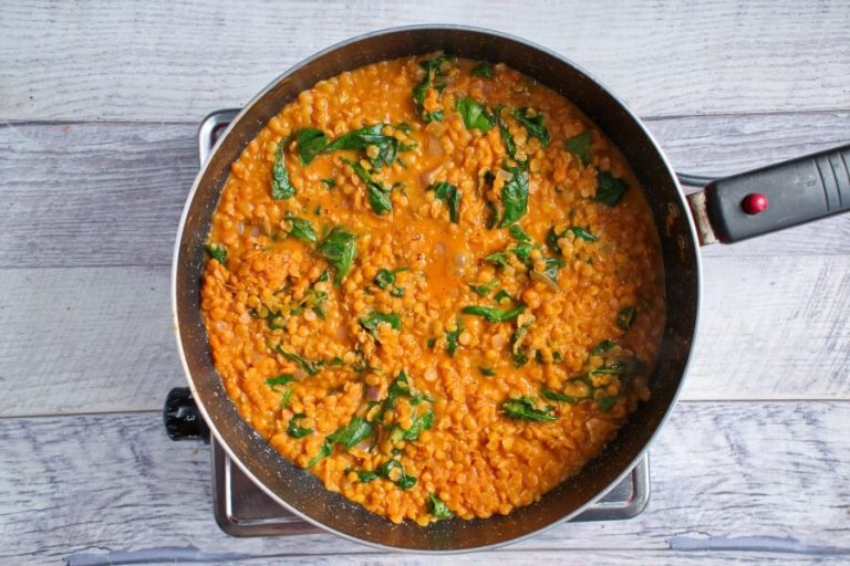 Step 6 - Red Lentil and Spinach Masala