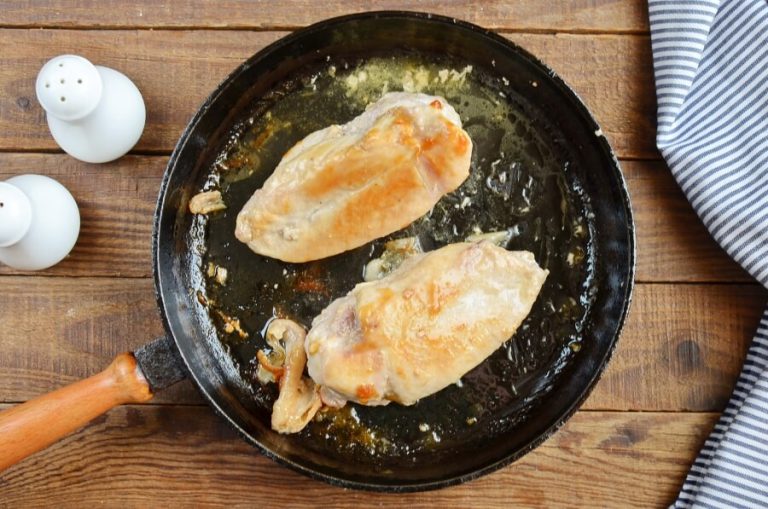 Step 4 - Red Pepper and Mozzarella Stuffed Chicken