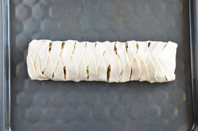 Scrambled Eggs in Puff Pastry recipe - step 6