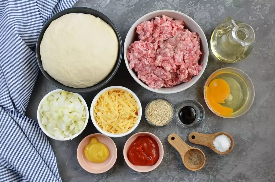 Ingredients for Beef and Cheese Empanada