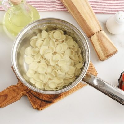 Bruschetta Pasta Salad recipe - step 1