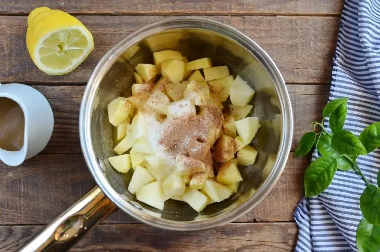 Step 6 - Churro Apple Pies