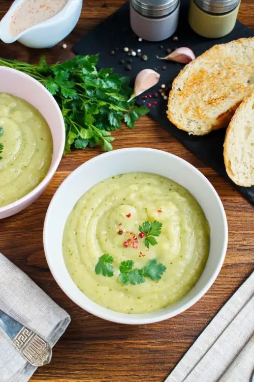Creamy Vegan Potato Leek Soup