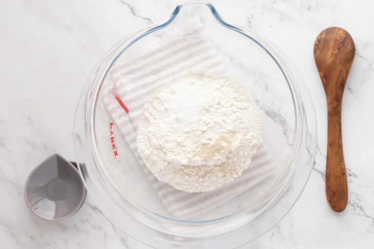 Step 1 - Easy Classic No Knead Bread
