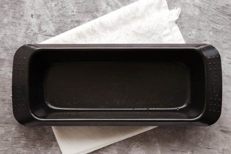 Step 1 - Easy Oatmeal Banana Bread