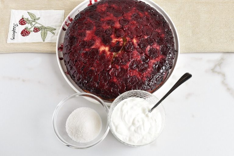 Step 13 - Easy One-Bowl Upside-Down Cake