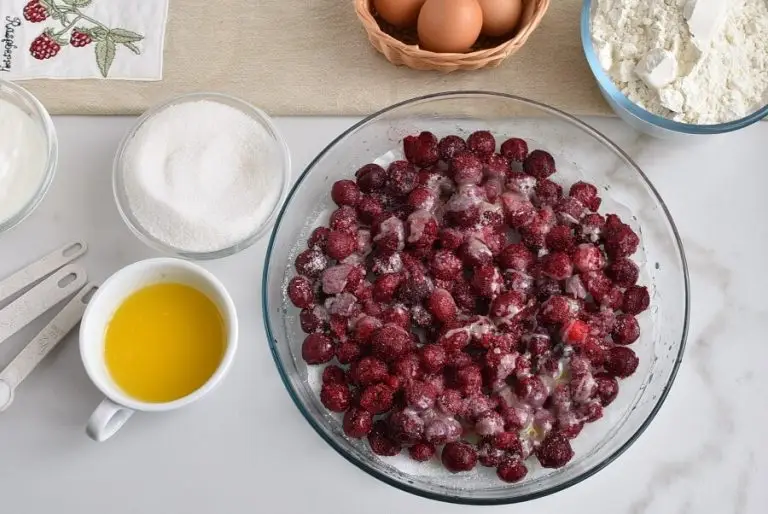 Step 5 - Easy One-Bowl Upside-Down Cake