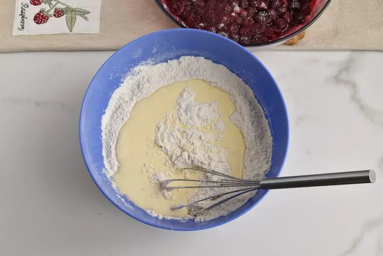 Step 9 - Easy One-Bowl Upside-Down Cake