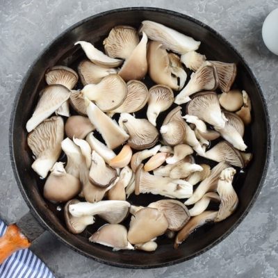 Fried Oyster Mushrooms recipe - step 2