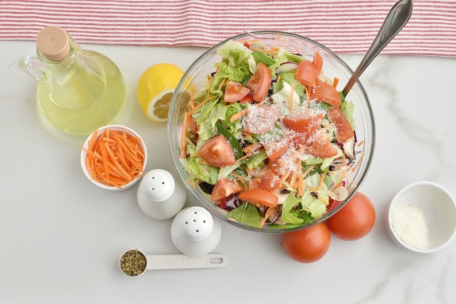 Italian Salad with Lemon Vinaigrette recipe - step 2