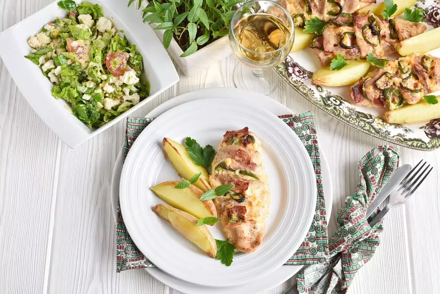 Jalapeño Popper Stuffed Chicken